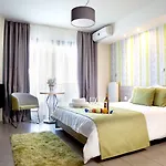 Apartment Limani Comfort Rooms