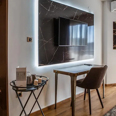 アパート Limani Comfort