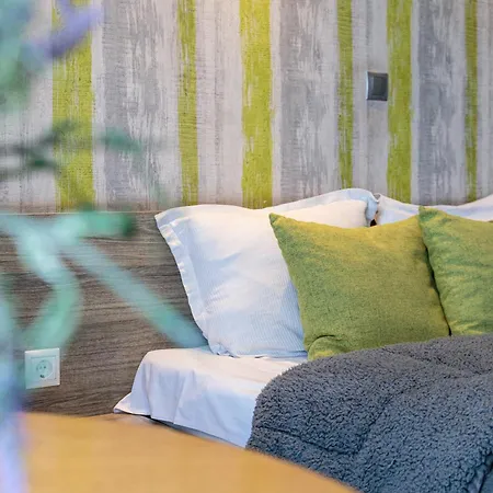 Limani Comfort Rooms Lägenhet *
