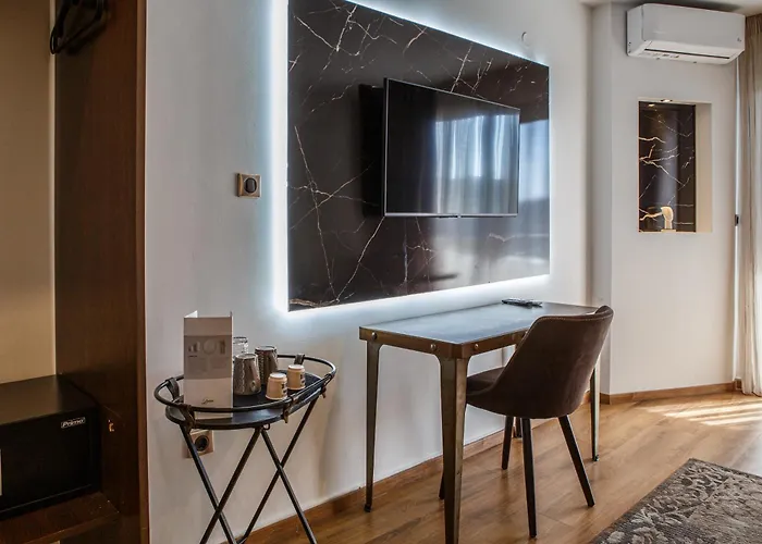 Apartment Limani Comfort Rooms